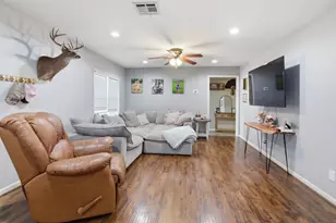 162 Irving Dr, Whitney, TX 76692 - Photo 7