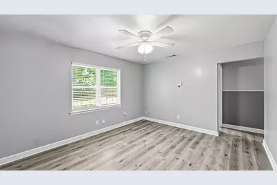 612 Aransas Drive, Euless, TX 76039 - Photo 7