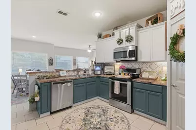 5135 Crystal Lake Avenue, Krum, TX 76249 - Photo 3