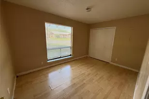 115 Price Dr, Lewisville, TX 75067 - Photo 5