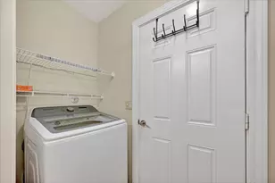 815 Earhart Ave, Grand Prairie, TX 75051 - Photo 17