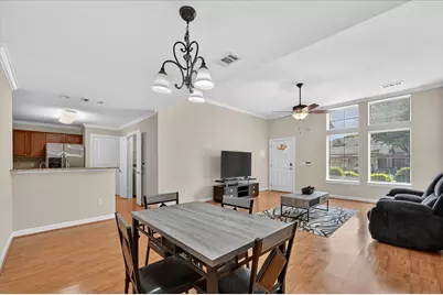 815 Earhart Avenue, Grand Prairie, TX 75051 - Photo 11