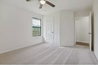 1905 Lakeview Drive, Grand Prairie, TX 75051 - Photo 9