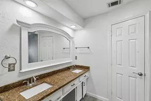 1909 Pecan Ridge Dr, Rowlett, TX 75088 - Photo 9