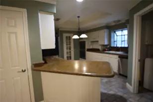 3302 Westgrove Dr, Arlington, TX 76001 - Photo 11