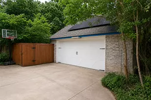 3302 Westgrove Dr, Arlington, TX 76001 - Photo 35