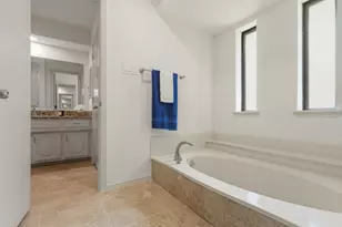 242 Woodcrest Dr, Richardson, TX 75080 - Photo 15