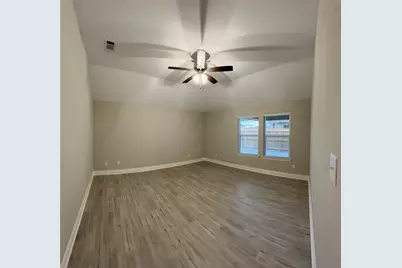 906 Hardaway Drive, Greenville, TX 75402 - Photo 7