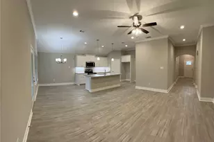 906 Hardaway Dr, Greenville, TX 75402 - Photo 3