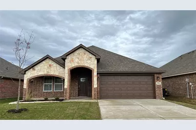 906 Hardaway Drive, Greenville, TX 75402 - Photo 1