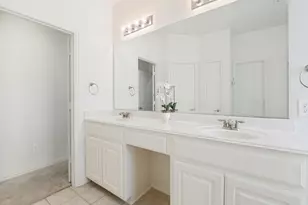3019 Riverwood Ln, Grand Prairie, TX 75052 - Photo 15