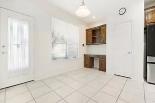 3019 Riverwood Ln, Grand Prairie, TX 75052 - Photo 7