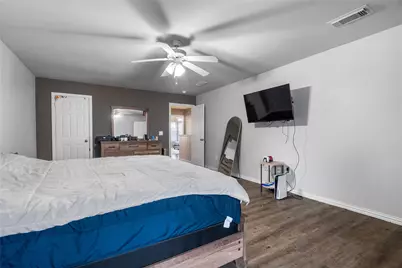 172 High School Drive, Lewisville, TX 75057 - Photo 23