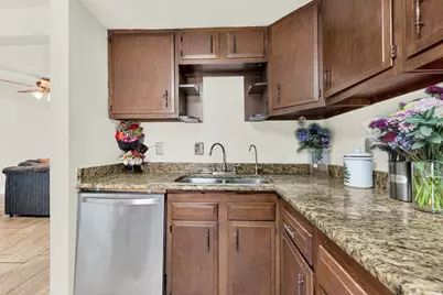 2322 Halifax Drive, Carrollton, TX 75006 - Photo 7