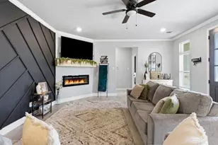 3600 Martin St, Fort Worth, TX 76119 - Photo 7
