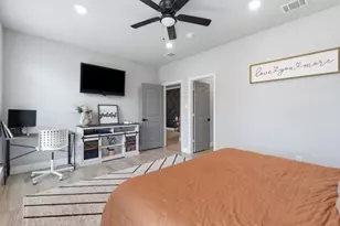 3600 Martin St, Fort Worth, TX 76119 - Photo 11