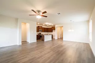 417 Vawter Dr, Van Alstyne, TX 75495 - Photo 3
