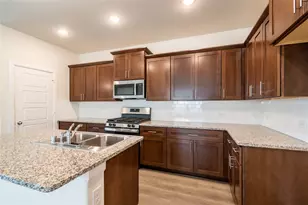 417 Vawter Dr, Van Alstyne, TX 75495 - Photo 5
