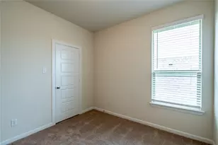 417 Vawter Dr, Van Alstyne, TX 75495 - Photo 17