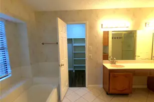 2630 Kimberly Dr, Garland, TX 75040 - Photo 9