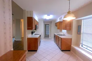 2630 Kimberly Dr, Garland, TX 75040 - Photo 5