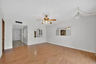 2718 Clover Valley Dr, Garland, TX 75043 - Photo 17