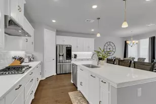 3908 Lucan Ln, Lewisville, TX 75056 - Photo 11