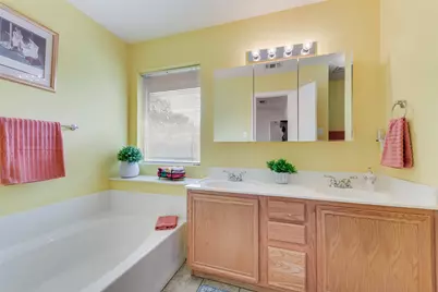 302 Newfield Street, Venus, TX 76084 - Photo 15