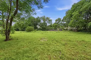 508 W Willingham St, Cleburne, TX 76033 - Photo 5