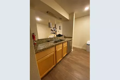 4777 Cedar Springs Road #5B, Dallas, TX 75219 - Photo 13
