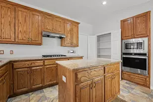 7633 Brownley Pl, Plano, TX 75025 - Photo 3