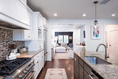 326 S Edgefield Avenue, Dallas, TX 75208 - Photo 19