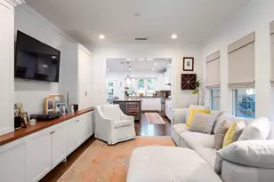 326 S Edgefield Ave, Dallas, TX 75208 - Photo 11