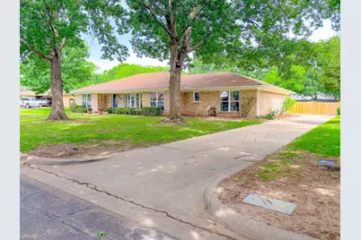1604 Crestmont Avenue, Corsicana, TX 75110 - Photo 39