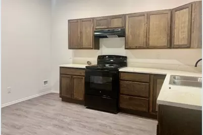 1235 E Houston Street NE, Paris, TX 75460 - Photo 7