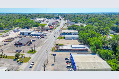 1524 W 7th Avenue, Corsicana, TX 75110 - Photo 35