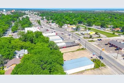 1524 W 7th Avenue, Corsicana, TX 75110 - Photo 27
