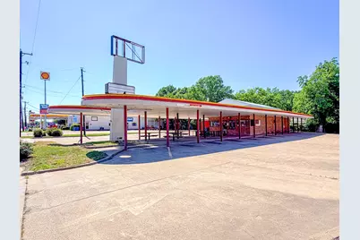 1524 W 7th Avenue, Corsicana, TX 75110 - Photo 1