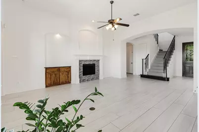 2512 Sir Alexander Lane, Lewisville, TX 75056 - Photo 9