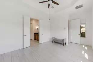 2512 Sir Alexander Ln, Lewisville, TX 75056 - Photo 11