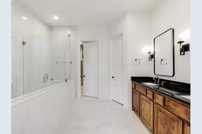 2512 Sir Alexander Lane, Lewisville, TX 75056 - Photo 13