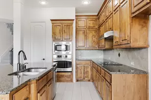 2512 Sir Alexander Ln, Lewisville, TX 75056 - Photo 19