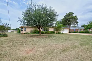 1002 Trundy, Merkel, TX 79536 - Photo 3