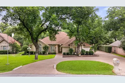 8709 S Monticello Circle, Granbury, TX 76049 - Photo 5