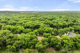 8709 S Monticello Cir, Granbury, TX 76049 - Photo 37