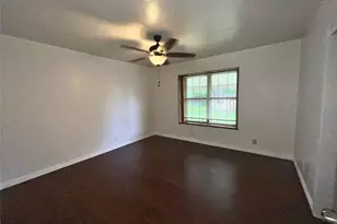 1025 Warden St, Benbrook, TX 76126 - Photo 7
