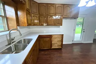 1025 Warden St, Benbrook, TX 76126 - Photo 19