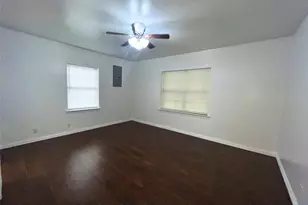 1025 Warden St, Benbrook, TX 76126 - Photo 15