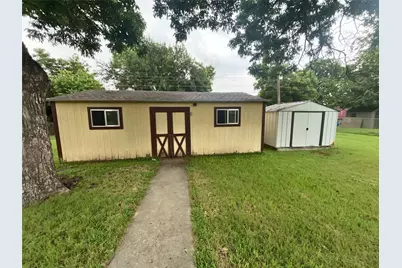 1025 Warden Street, Benbrook, TX 76126 - Photo 23