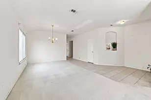 1409 Dundee Dr, Arlington, TX 76002 - Photo 3